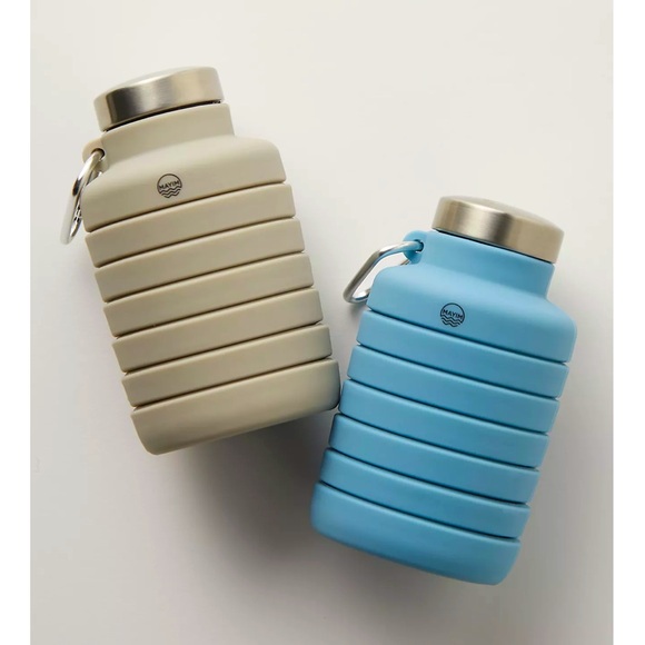 NEW! NWT Free People Curated Beauty & Wellness Bag with Products - Picture 9 of 9